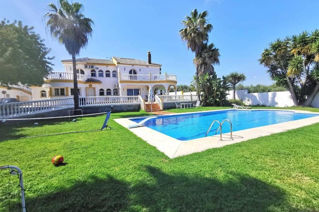 Villa Grande Piscine 5 Min De La Mer Málaga Exteriör bild